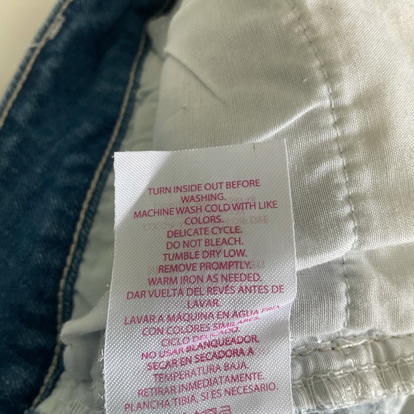 No Boundaries Jean shorts - Picture 6 of 6